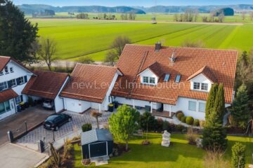 Wunderschönes Zweifamilienhaus mit gehobener Ausstattung, 87742 Apfeltrach, Zweifamilienhaus