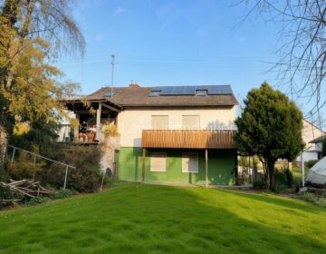 Einfamilienhaus mit 2 Einliegerwohnungen & großem Garten, 89250 Senden, Einfamilienhaus